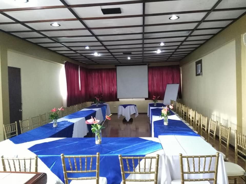 Hotel Wagelia Turrialba Esterno foto