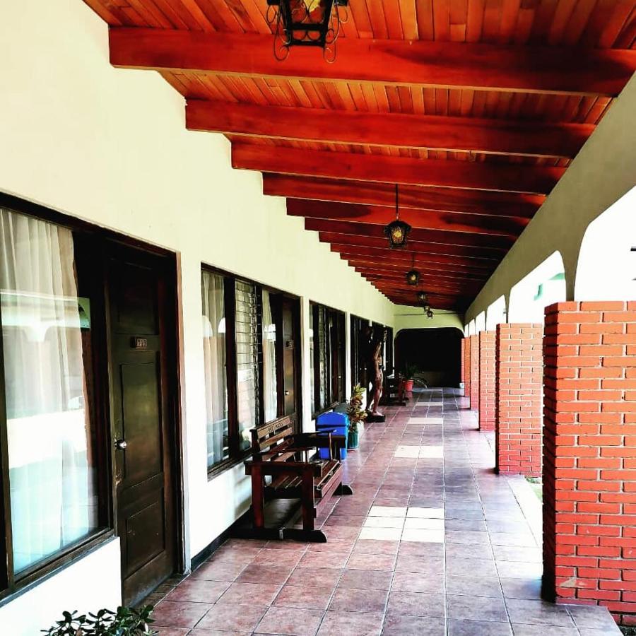 Hotel Wagelia Turrialba Esterno foto